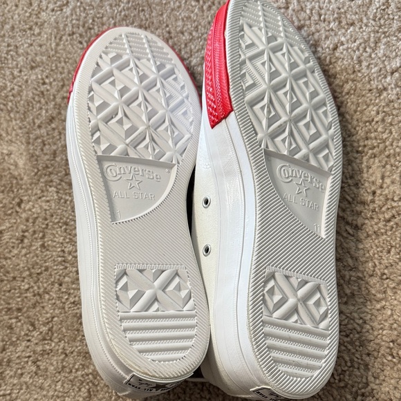 Converse White and Red Men's Shoes - Picture 3 of 5